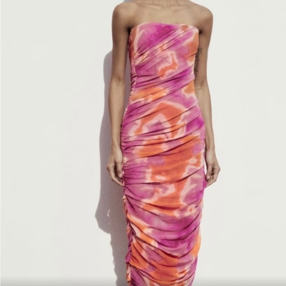NWT Zara Pink and Orange Ruched Dress